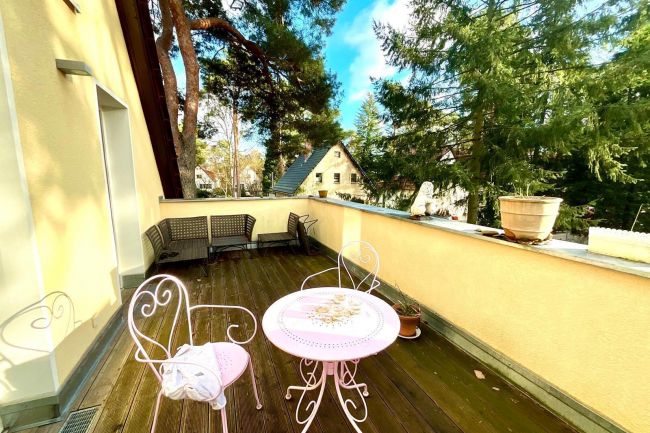 Balkon OG