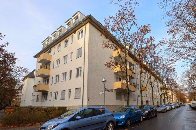 Straßenansicht 