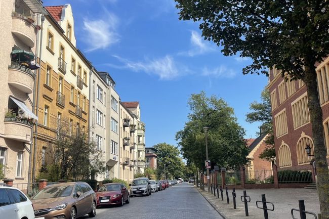 Straßenansicht