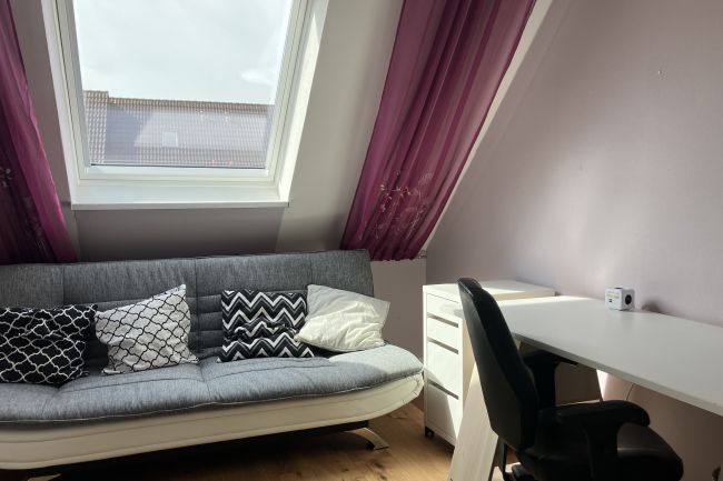 Arbeitszimmer OG