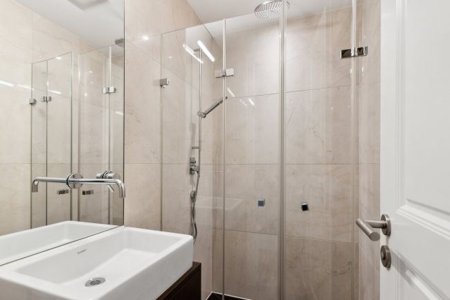Ensuite-Duschbad